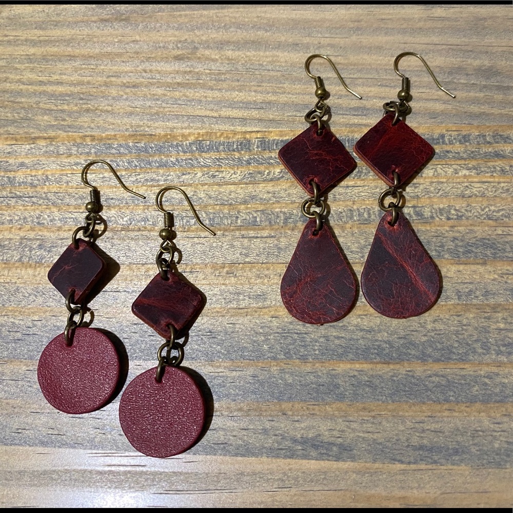 Leather made earrings set